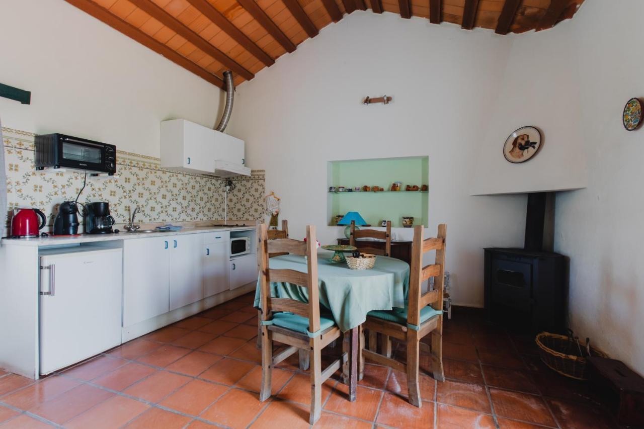 Monte Da Serralheira Agro Turismo Évora Kültér fotó