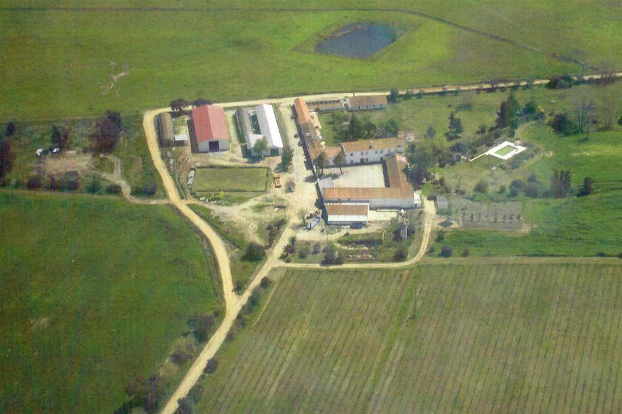 Monte Da Serralheira Agro Turismo Évora Kültér fotó